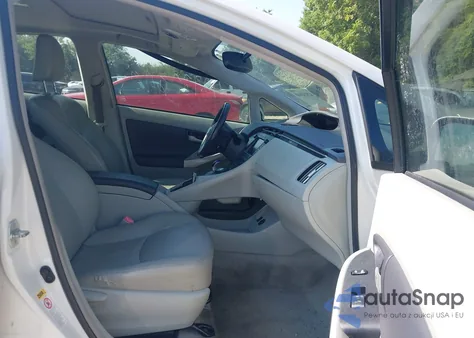 2010 Toyota Prius z USA, uszkodzony, nr VIN JTDKN3DU3A0053348